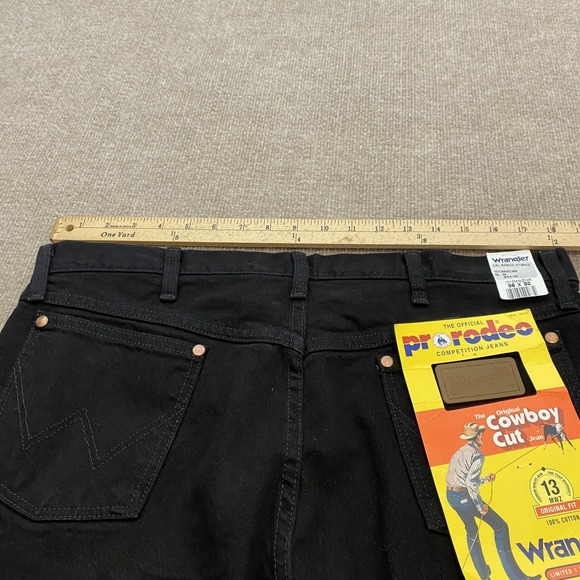 Wrangler Cowboy Cut 13MWZ Jeans Mens Size 36x32 Black Straight Denim Western New - Picture 6 of 12